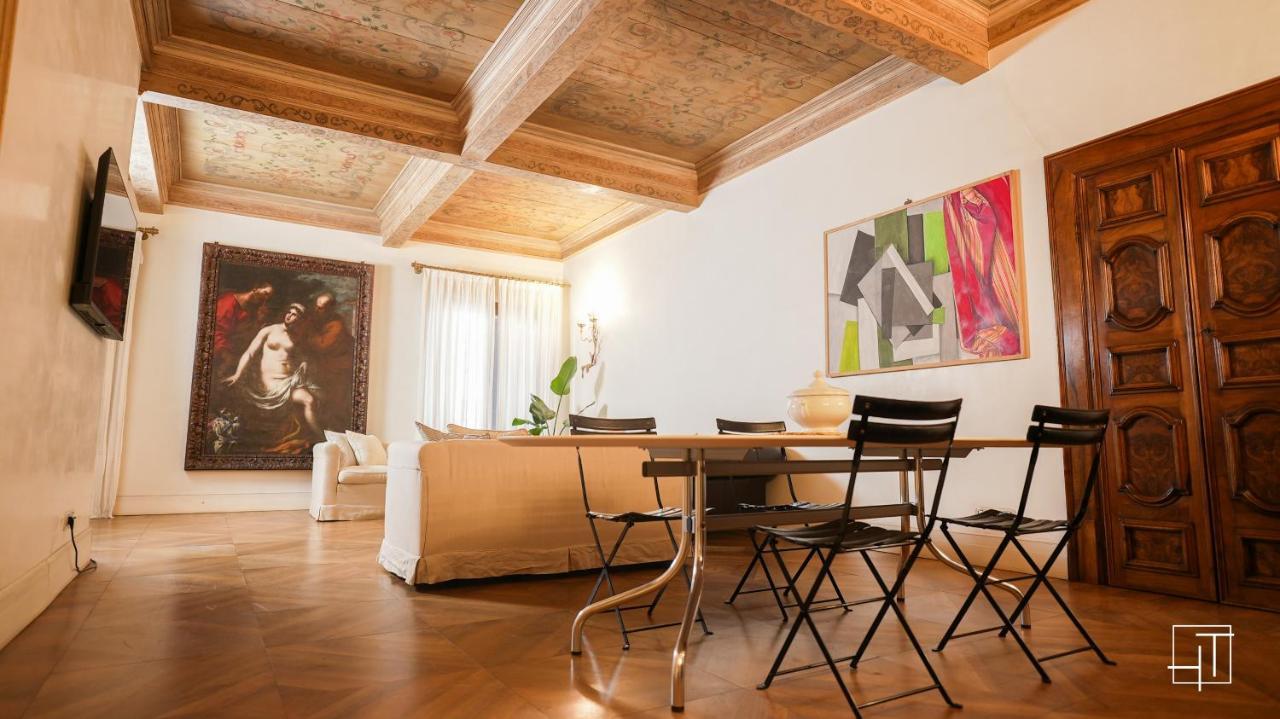 Ht - Casa Del Pittore In Piazza Delle Erbe Padova Dış mekan fotoğraf